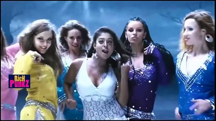 Nayanthara Hot and Visible