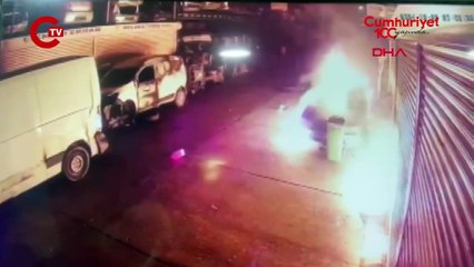 Başakşehir'de kundaklama: İşyeri ve otomobili ateşe verdi!