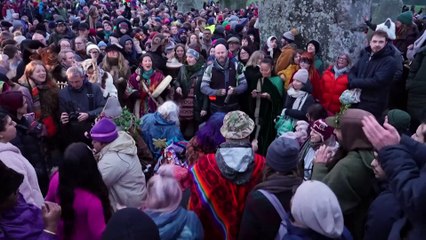 Celebrations at Stonehenge usher in winter solstice