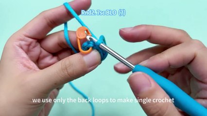 Crochet Cat Tutorial: How to Crochet and Sew the Feet for Amigurumi Cats!
