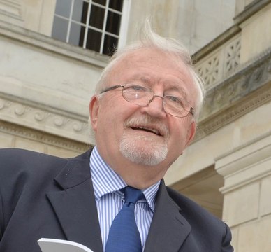 Dr. Tom Frawley has acknowledged patients may face ‘extremely long waits’ for treatment now that we have entered what he described as a ‘very challenging winter period’. 