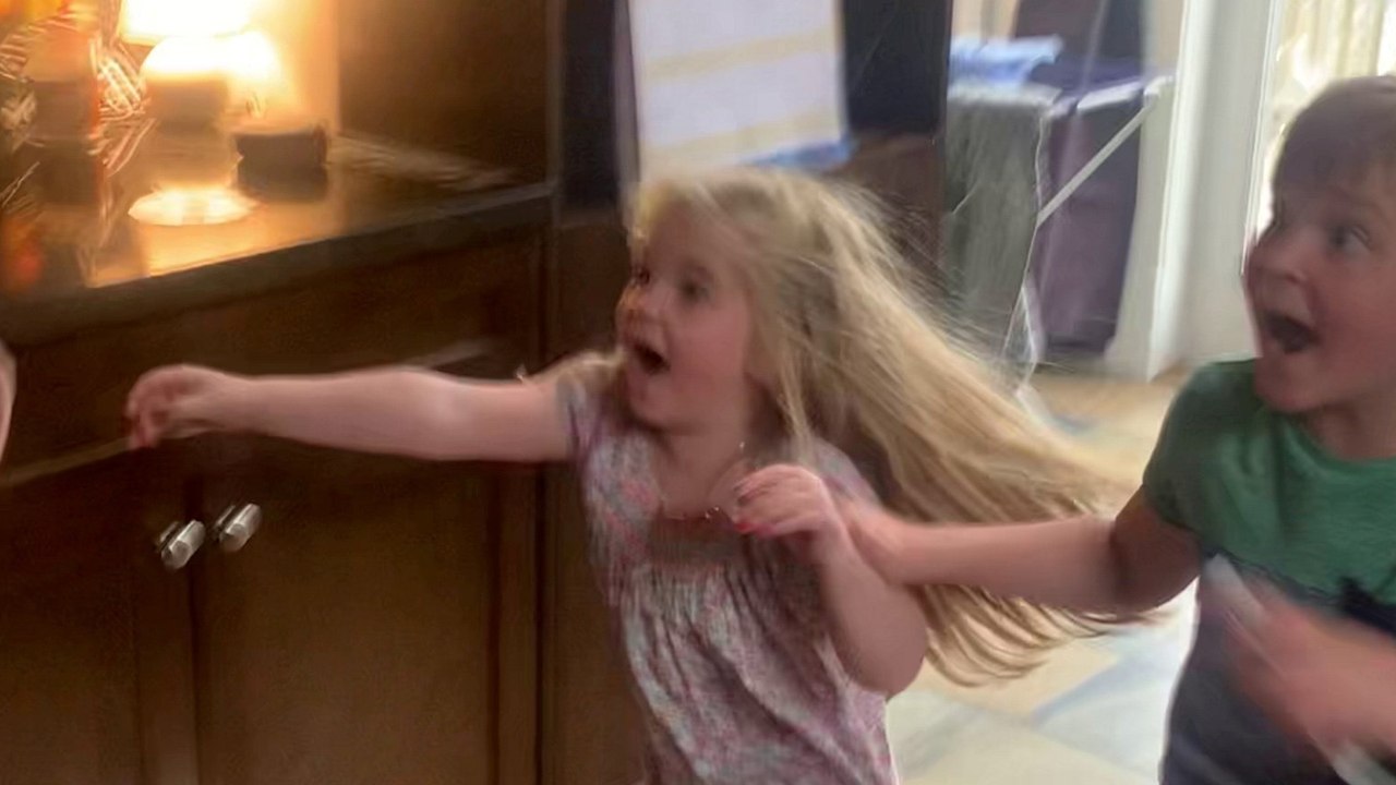 Bärenstreich der Mutter führt zu emotionaler Familienzusammenführung