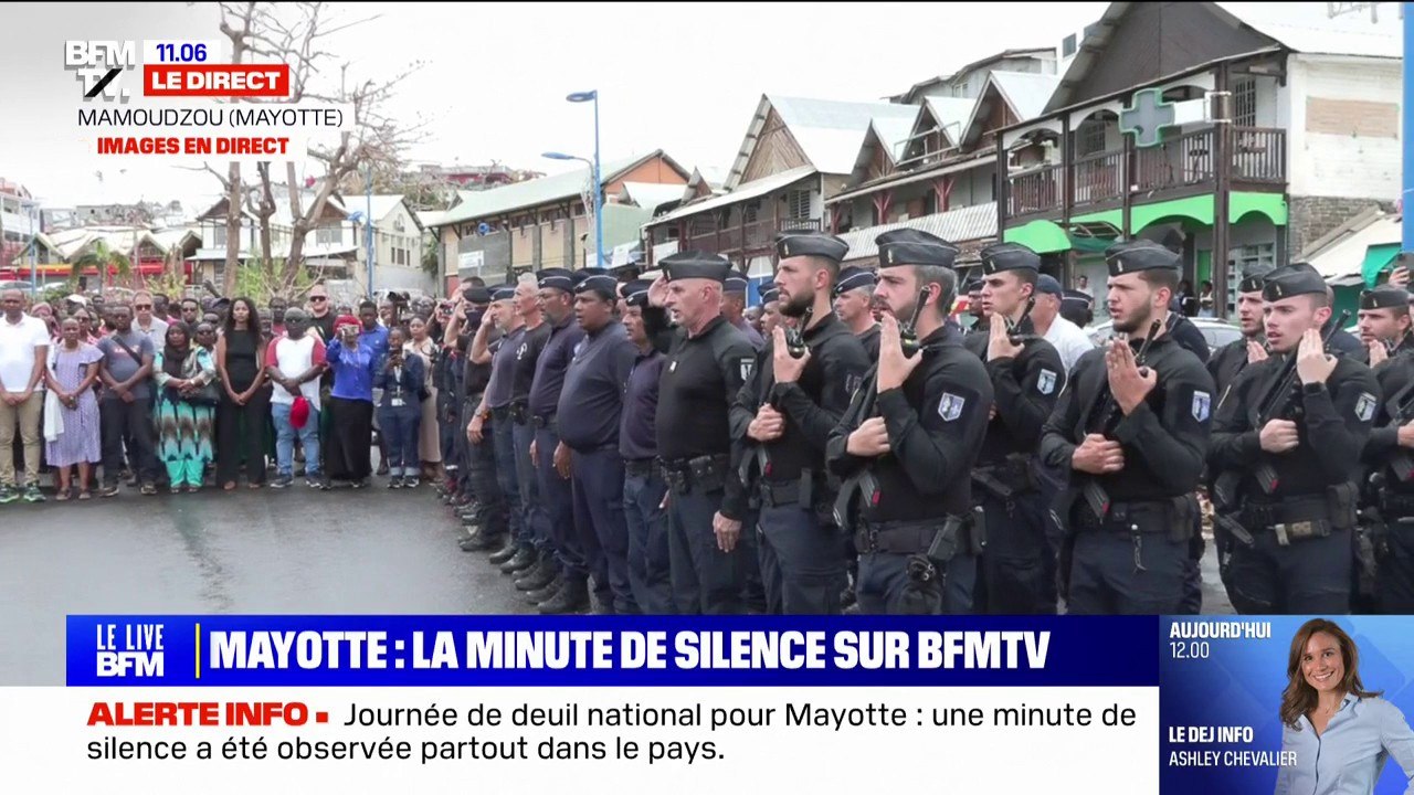 Journée de deuil national: une minute de silence observée et La Marseillaise entonnée à Mayotte
