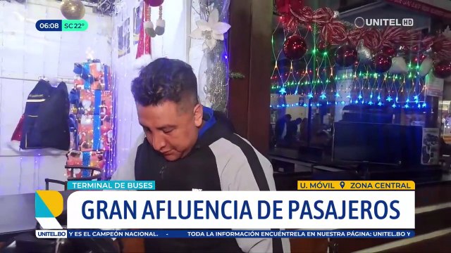 Gran afluencia de pasajeros en la Terminal de Buses de Cochabamba