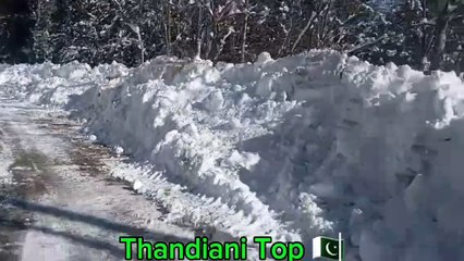 ❄️ Thandiani Top Covered in Fresh Snow – Adventure Awaits! 🚙🌨️