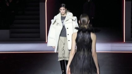 ماريا غراتسيا كيوري عرضت تشكيلة قد تكون الأخيرة لها في "ديور"