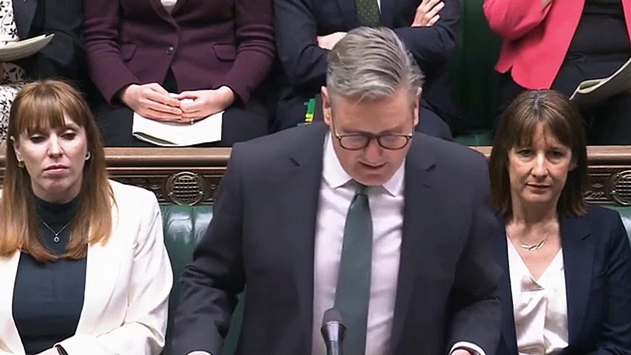 Video: Keir Starmer makes dig at JD Vance in tribute to British soldiers after controversial war comments