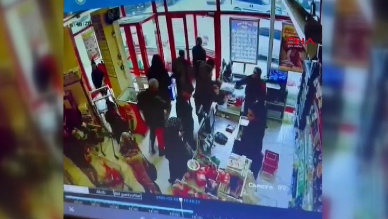 Otomobil markete girdi, sürücünün fren yerine gaza bastığı iddia edildi