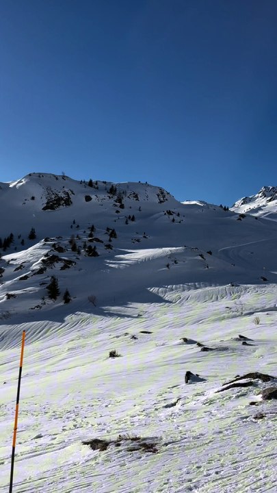 LES BELLES MONTAGNES enneigées