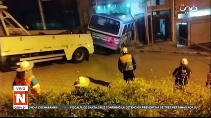 chofer colision+o contra una pared