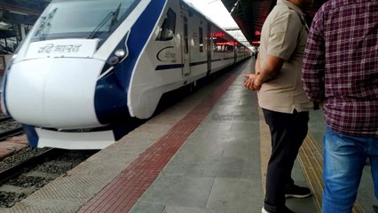Inside Indian High Speed Train Journey | Vande Bharat Express Train Journey