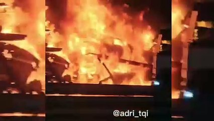 Arde un camión que transportaba coches en la M-45