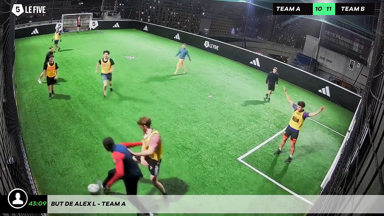 But de Alex L - Team A