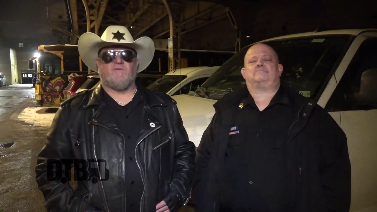X-Cops - BUS INVADERS Ep. 2013