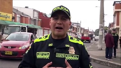 Multan los carros parqueados en las calles de Bogotá