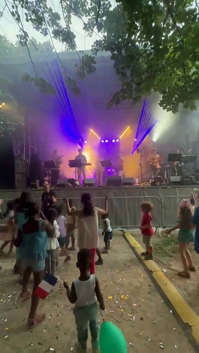 Orchestre Clin d'Oeil  Célébrons la Fête Nationale Française en Musique #music #musica #show (11)
