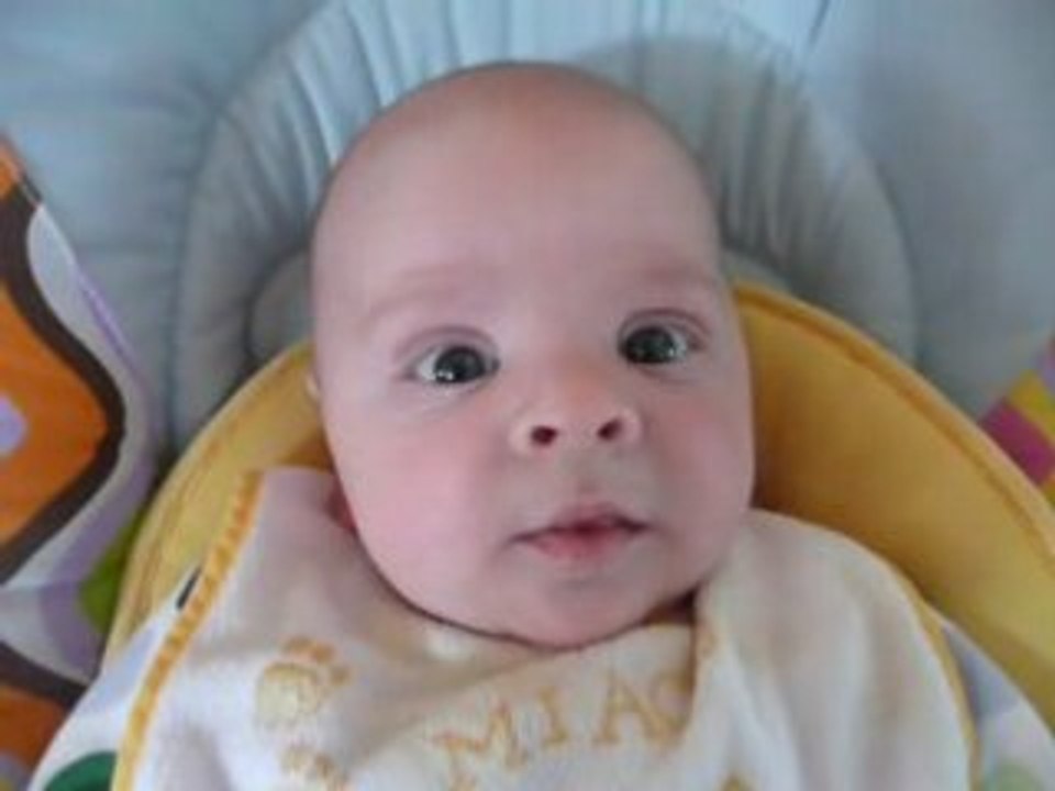 Gaspard commence à gazouiller !