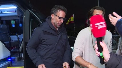 Álvaro Muñoz Escassi evita hablar de Sheila Casas y aclara qué es lo que espera de su regreso a 'Supervivientes' 16 años después