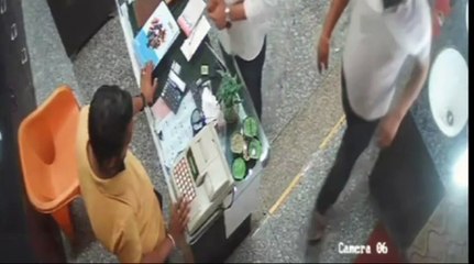 खाने का बिल देख... 27 साल के युवक को आया हार्टअटैक