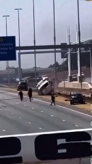 A tourist who just landed in South Africa is witness to a live-action heist featuring assault rifles and explosions