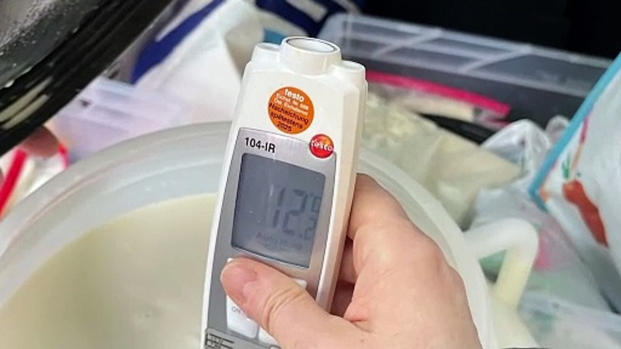 Gruppe Sofortmaßnahmen deckt illegale Rohmilch- und Käseverkäufe in Wien Favoriten auf