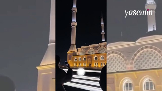 Ramazan ayının ilk sabah namazını Çamlıca Camii'de kıldılar!