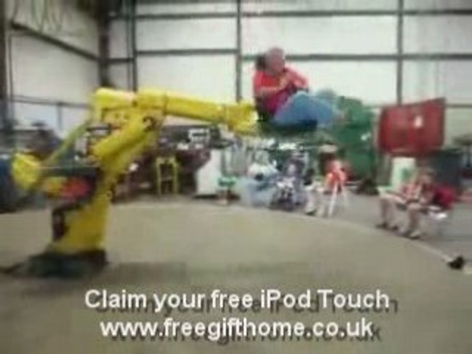 Amazing Robot Arm Ride