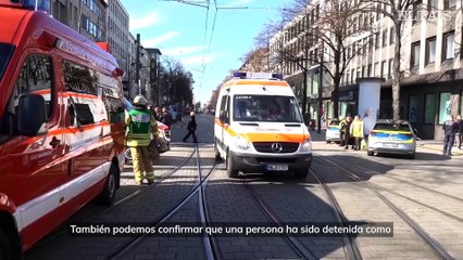 Un muerto tras arrollar un coche a una multitud en la ciudad alemana de Mannheim