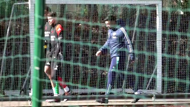 Arsenal final preparations ahead of champions league trip to PSV Eindhoven