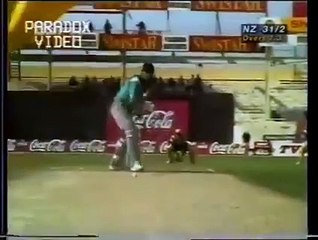 1998 Coca Cola Cup - New Zealand vs Australia, 2nd Match at Sharjah