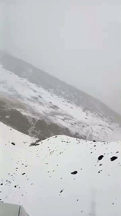 [VÍDEO] Parece Siberia: increíbles imágenes de la nieve en El Teide por la DANA