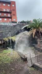 Barrancos desbordados en Canarias