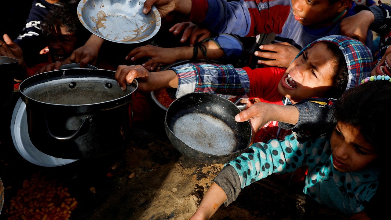 Gaza : les prix alimentaires explosent après le blocus de l’aide par Israël