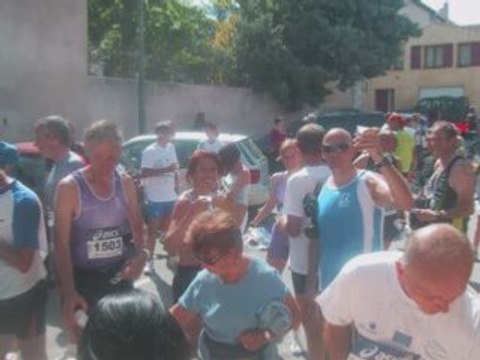 COURSE DE LA SAINT CLAUDE A MEYRARGUES LE 4 MAI 2008.