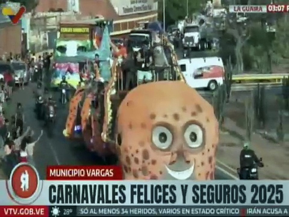 La Guaira  | Residentes y visitantes disfrutan de los desfiles y carrozas en los Carnavales 2025