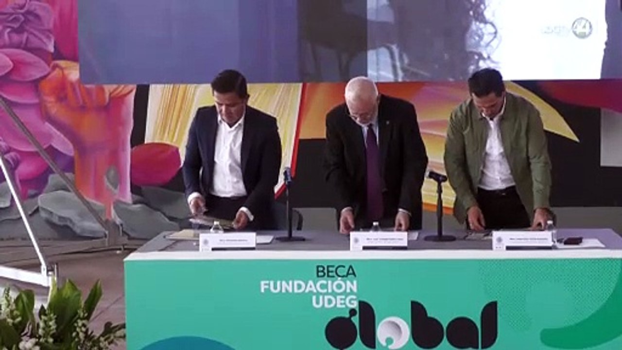 Fundación UdeG otorga por primera vez una beca para estudiar idiomas