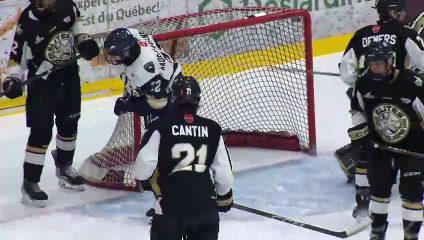 TOPO Albatros éliminent Jonquière