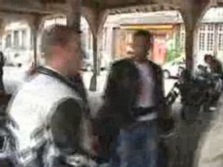 Arret stand du Forza groupe à Lyons la foret