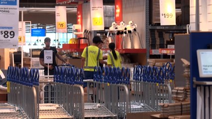 Retail businesses apply to introduce four-day work week option