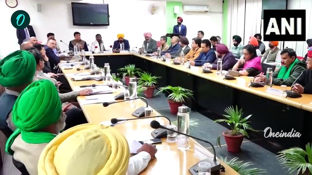 Punjab Farmers Police Action : मीटिंग में CM Bhagwant Mann से बहस, किसानों पर एक्शन | वनइंडिया हिंदी