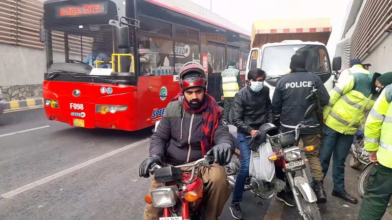 Accident – Video by Foodoriya Daily