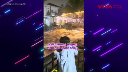 Proses Evakuasi Warga Akibat Banjir Sampai Jebol Rumah