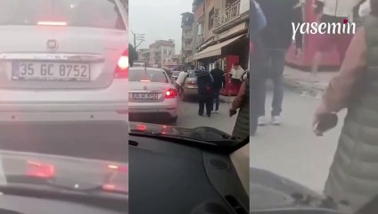 Yolu kapatan arabaları tek başına böyle kenara çekti!