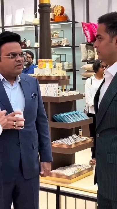 Mukesh and Akash Ambani with Jay Shah 💝♾️💒   #AnantRadhikaCelebration #ARWeddingCelebrations #AnantRadhikaWedding #anantandradhika #anantambaniwedding #anantwedsradhika #AnantRadhika #radhikamerchant #anantambaniradhikamerchantwedding #AnantRadhikaWeddi