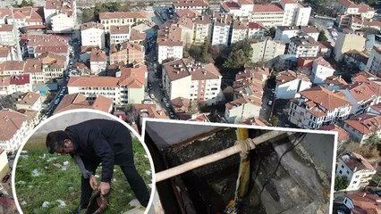 Evlerin altından çıkan su vatandaşları canından bezdirdi