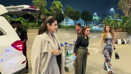 Raveena Tandon Gives Her Jhumka To Paparazzi - Humble Act As She Gets Clicked With Rasha At Airport!