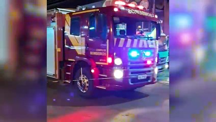 Bombeiros combatem incêndio em loja no Centro de Santa Tereza do Oeste