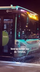 Dimanche à minuit, ils sont venus dire adieu à l’Orlybus