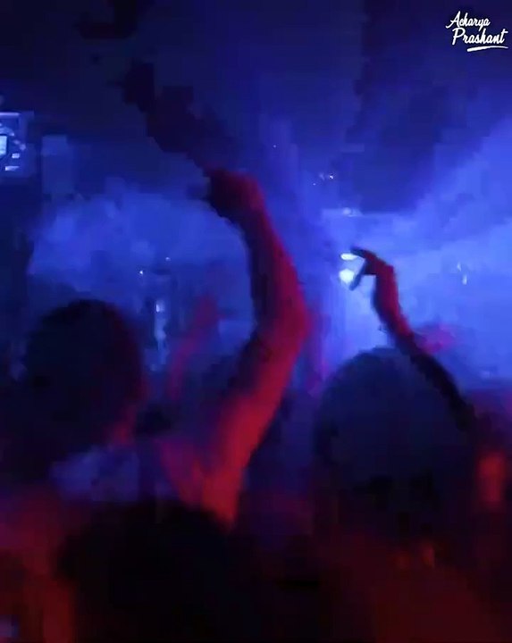 Suffering from loneliness? || Acharya Prashant