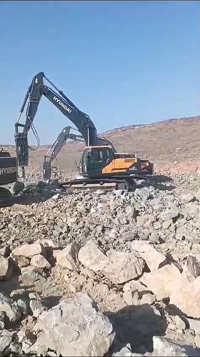 Hyundai Excavator
